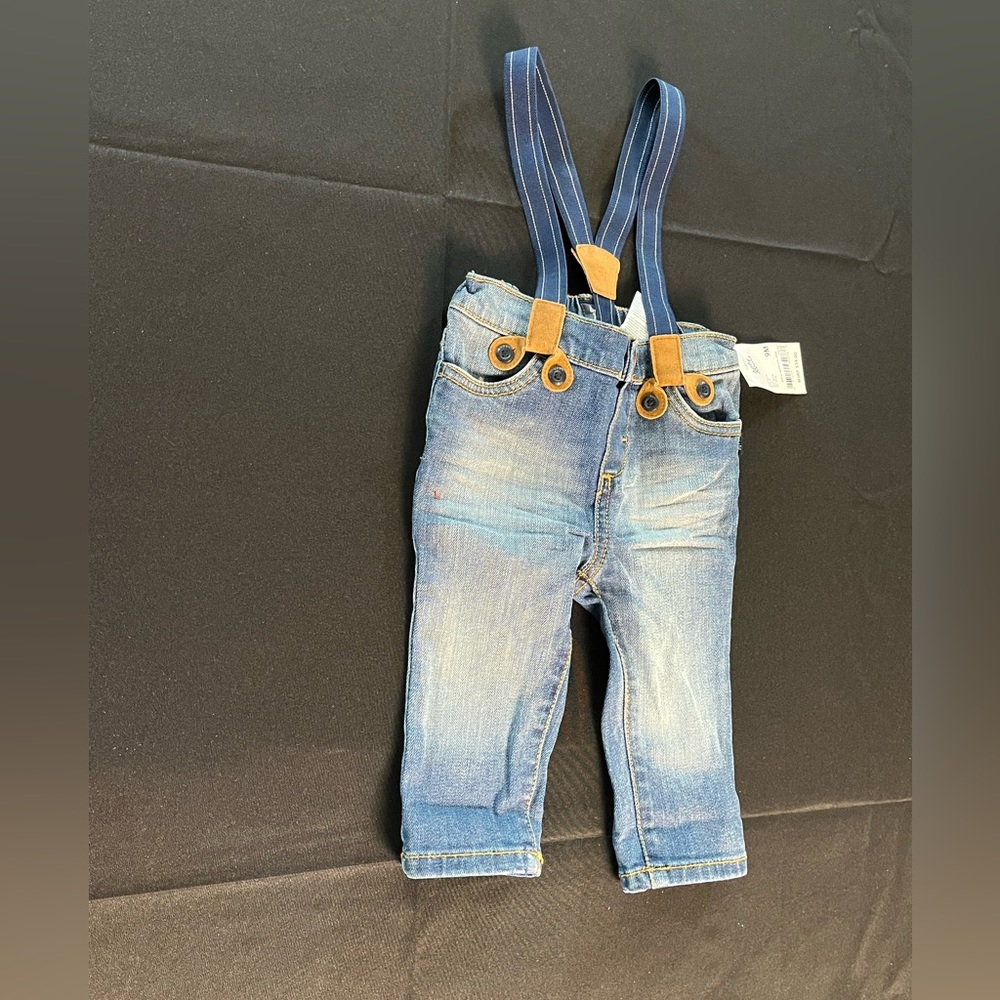 NWT Oshkosh blue jeans w| spenders 9M
